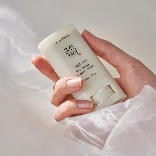 Beauty of Joseon Matte Sun Stick: Mugwort + Camellia SPF 50+ PA++++